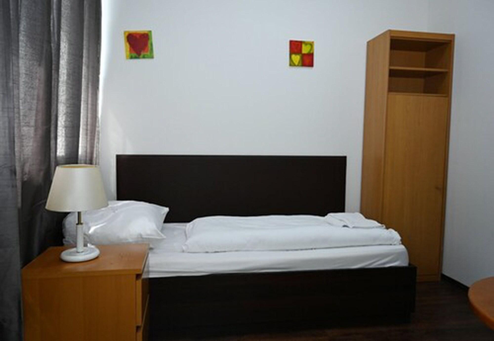 Hotel Arrival 3*