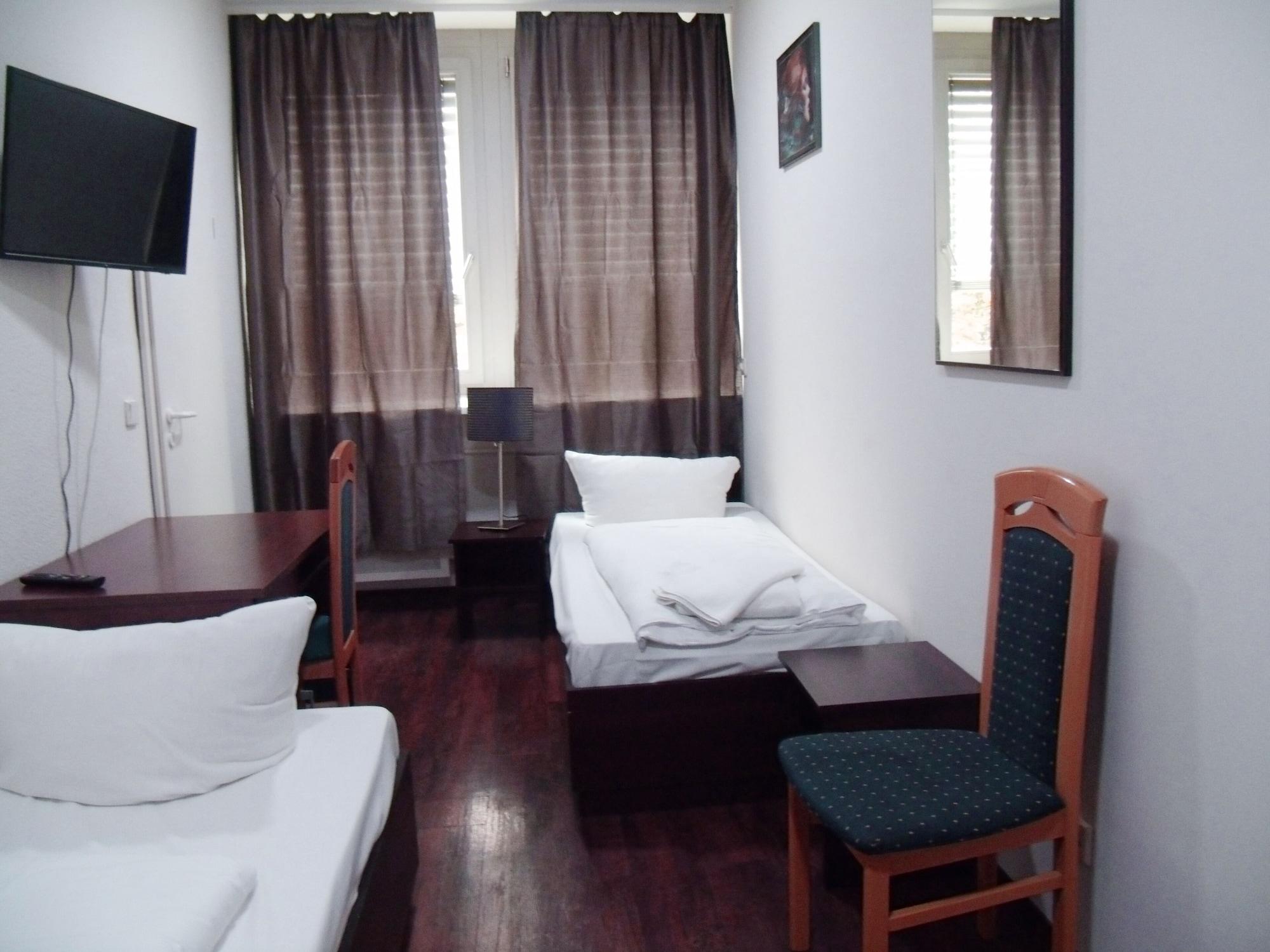 Arrival Hotel