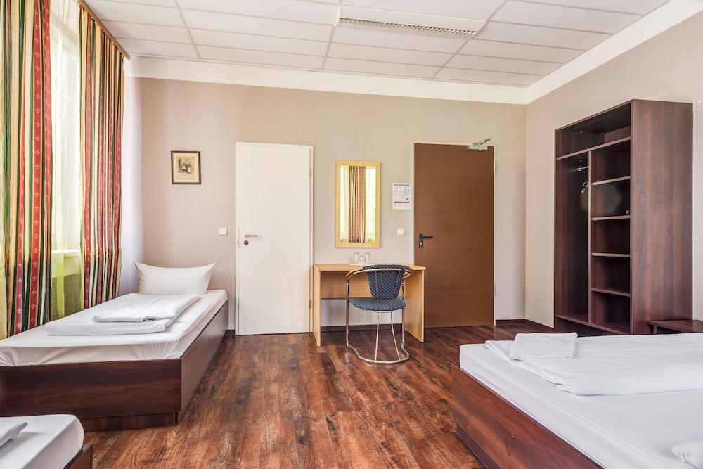 Hotel Arrival 3*